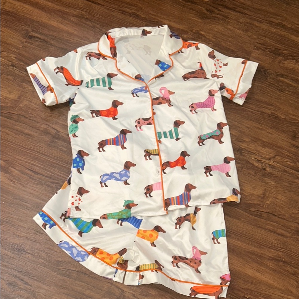 Dachshund Print Women's Pajama Set - Multicolor